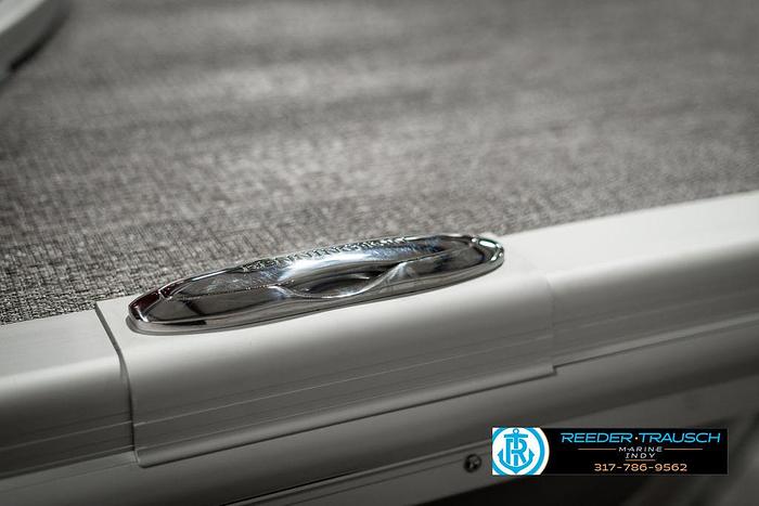 2025 Bennington 25 LTFB