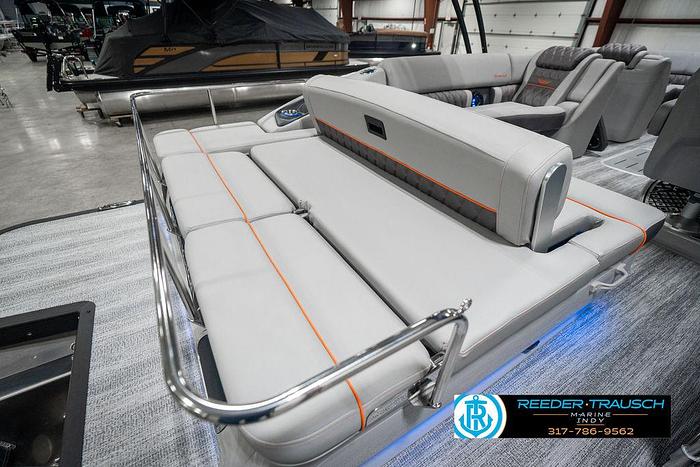 2025 Bennington 23 RSB