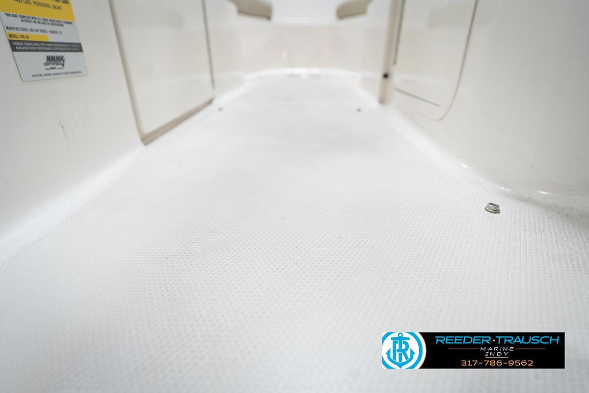Used 2005 Sea Ray 200 Sun Deck