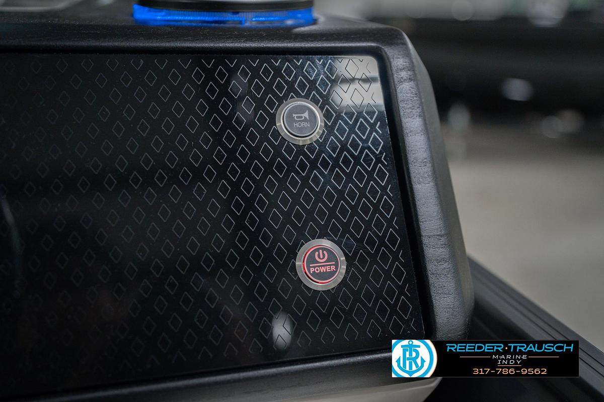 2026 Bennington 24 MCSB