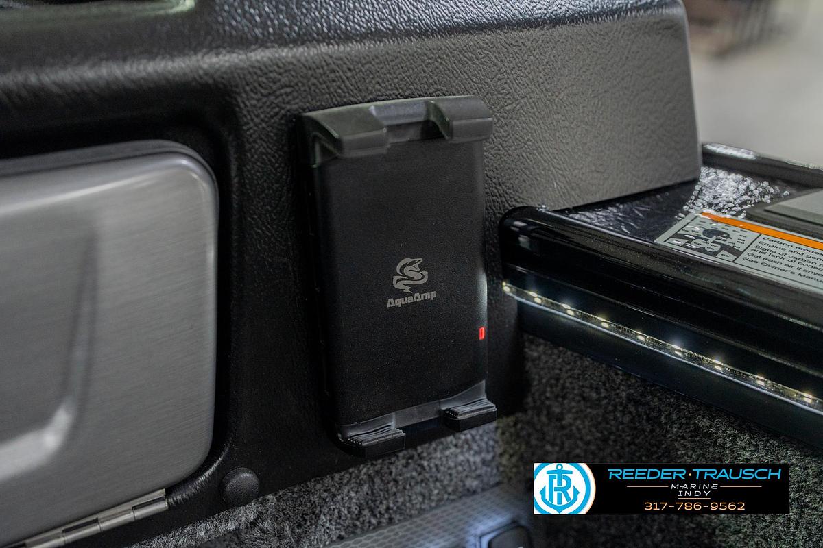 2026 Lund 1975 Pro V Sport