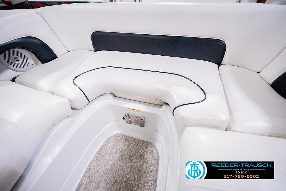 Used 2012 Crownline E4