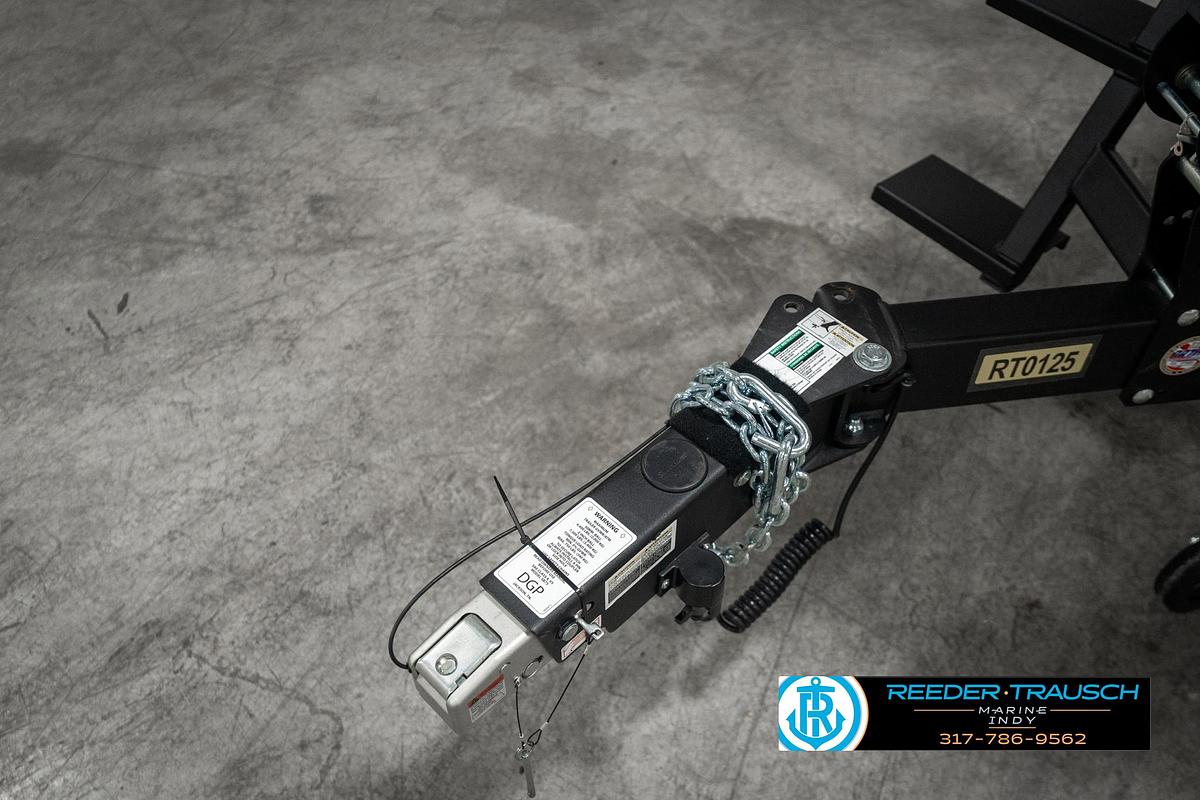 2025 Lund 2075 Impact XS