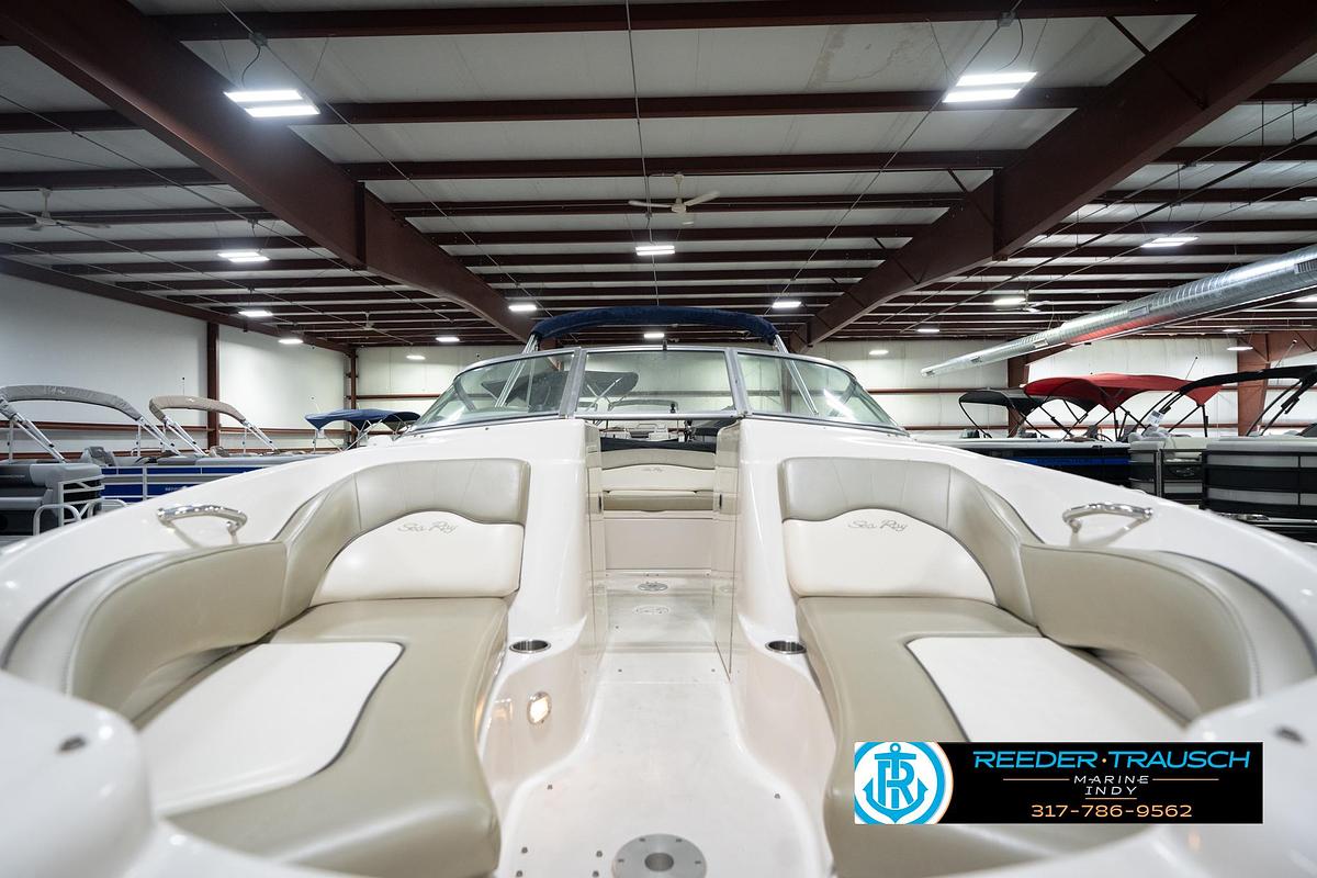 Used 2005 Sea Ray 200 Sun Deck