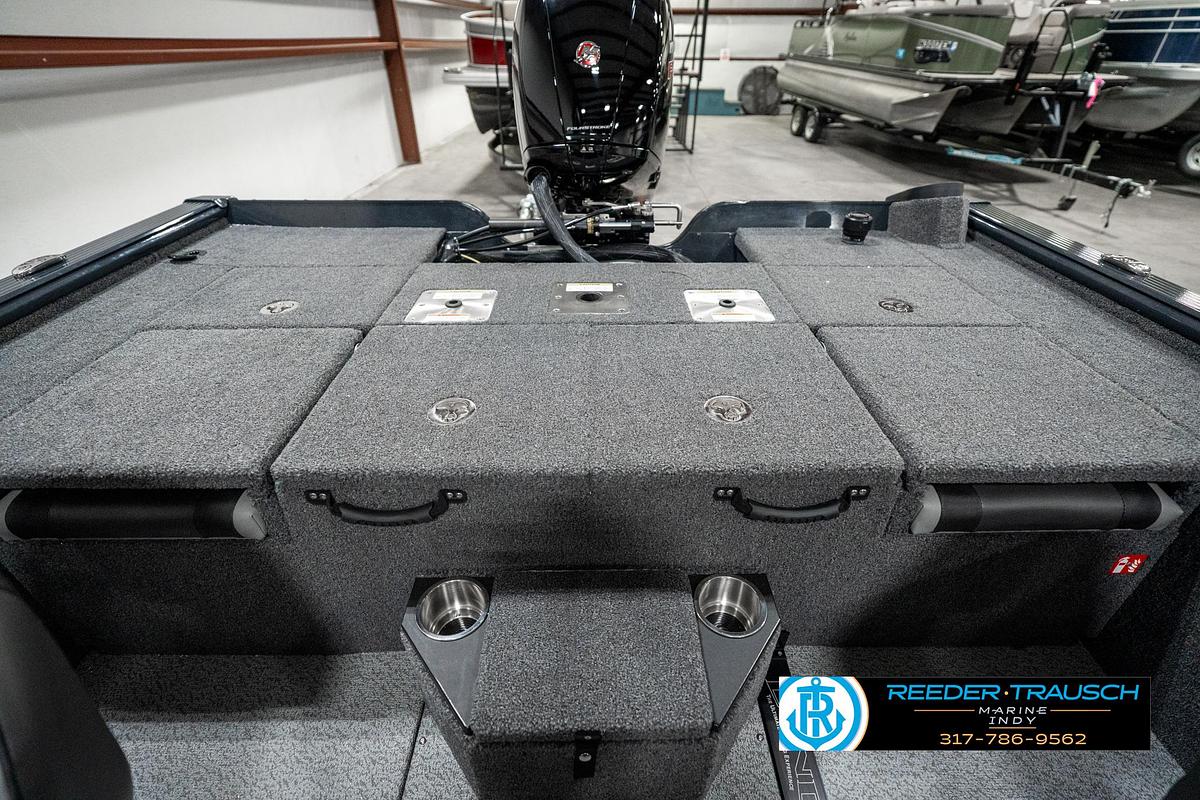 2025 Lund 1875 Pro V Bass