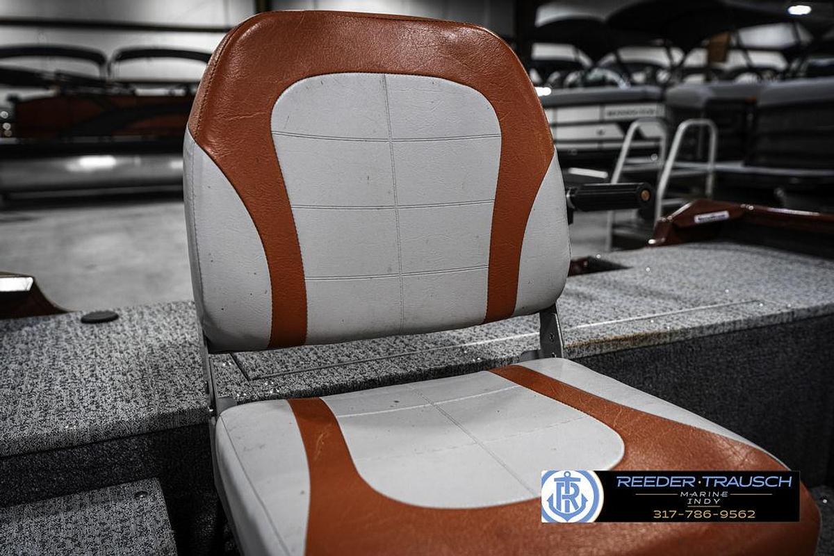 Used 2021 Tracker Super Guide V-16 SC