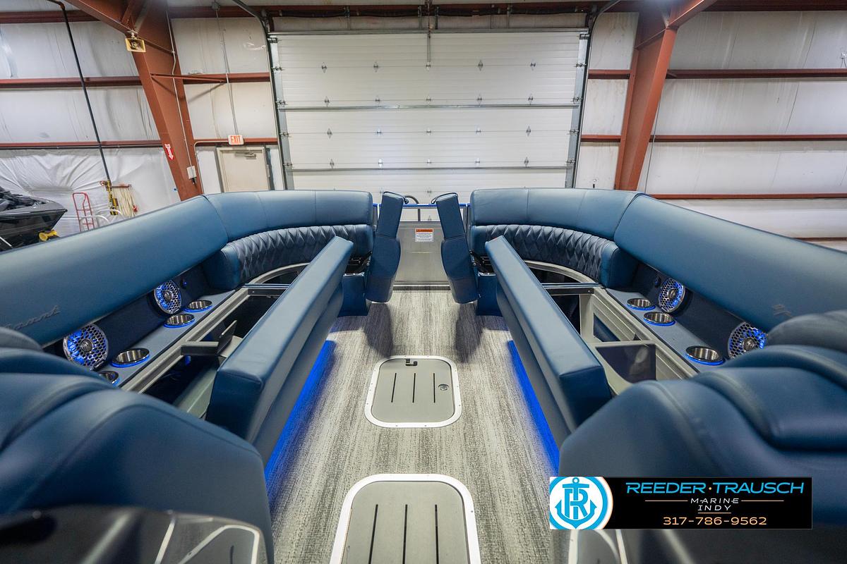 2026 Bennington 27 RXFBWAT2