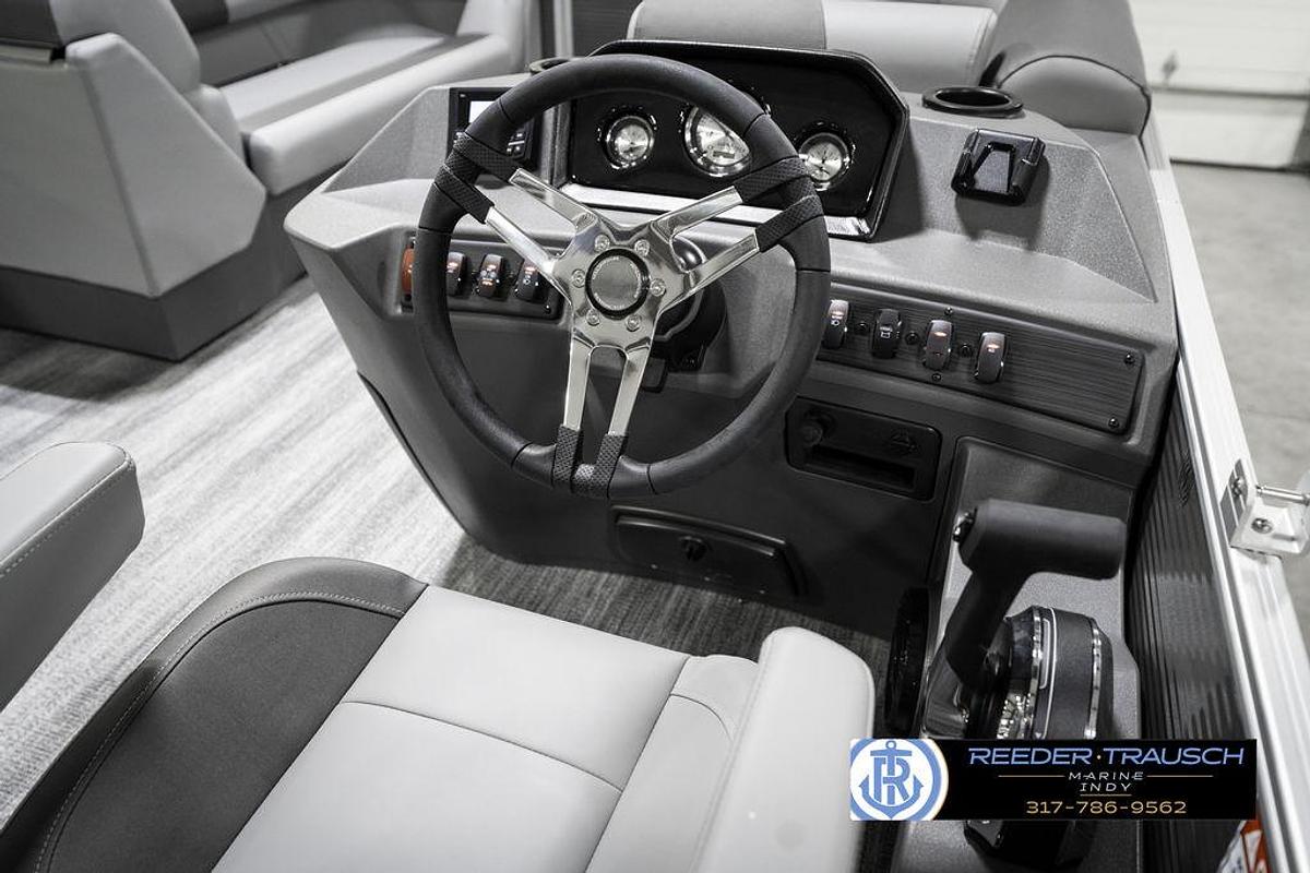 2025 Bennington 21 SS