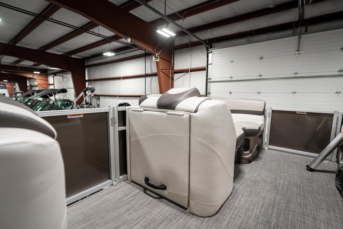 Used 2022 Avalon 2285 LSZ CRB