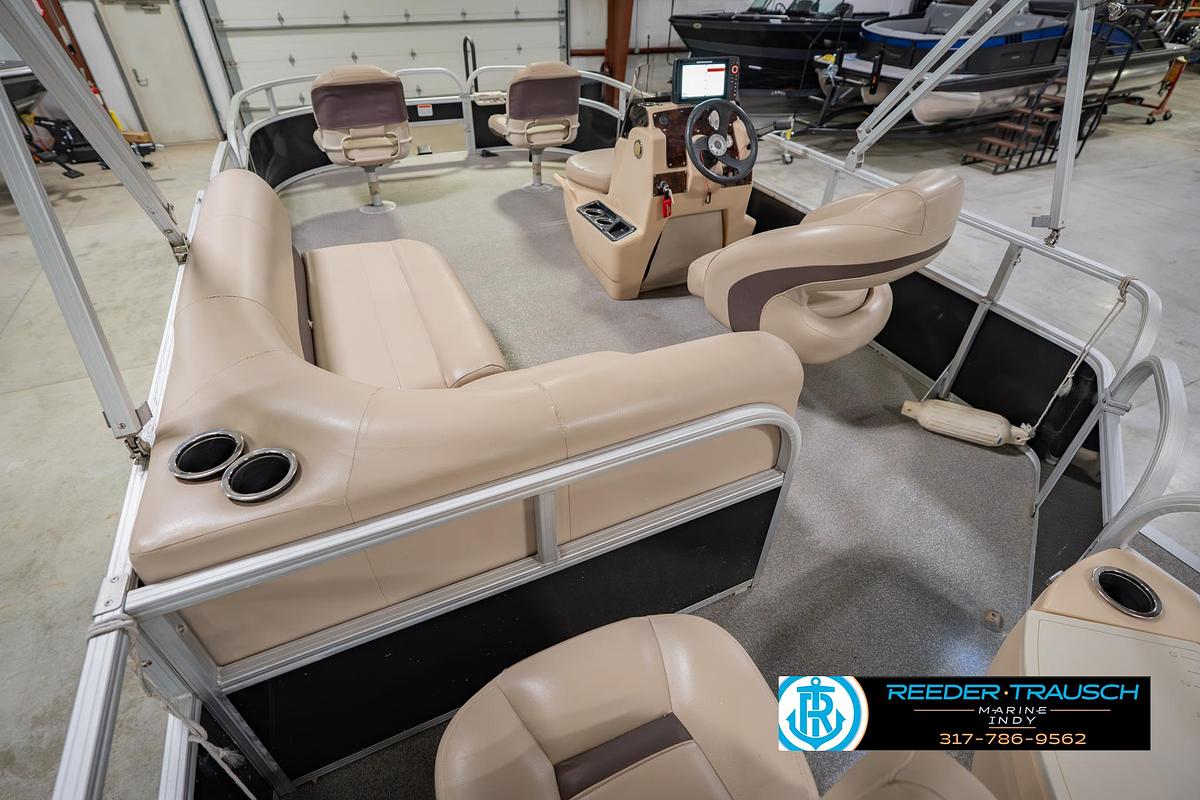 Used 2017 Sun Tracker Fishin' Barge 20 DLX