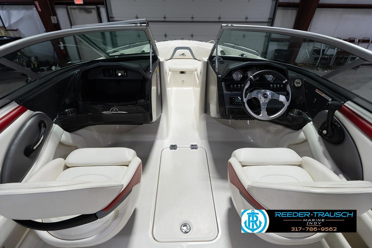 Used 2014 Monterey 204 FS