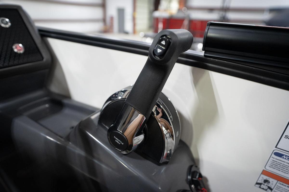 2026 Bennington 22 MSB