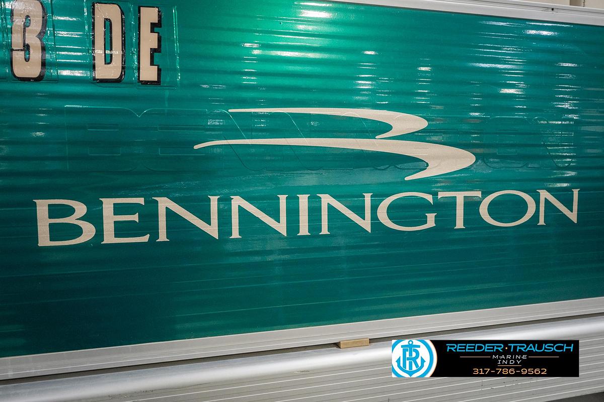 Used 2000 Bennington 227L