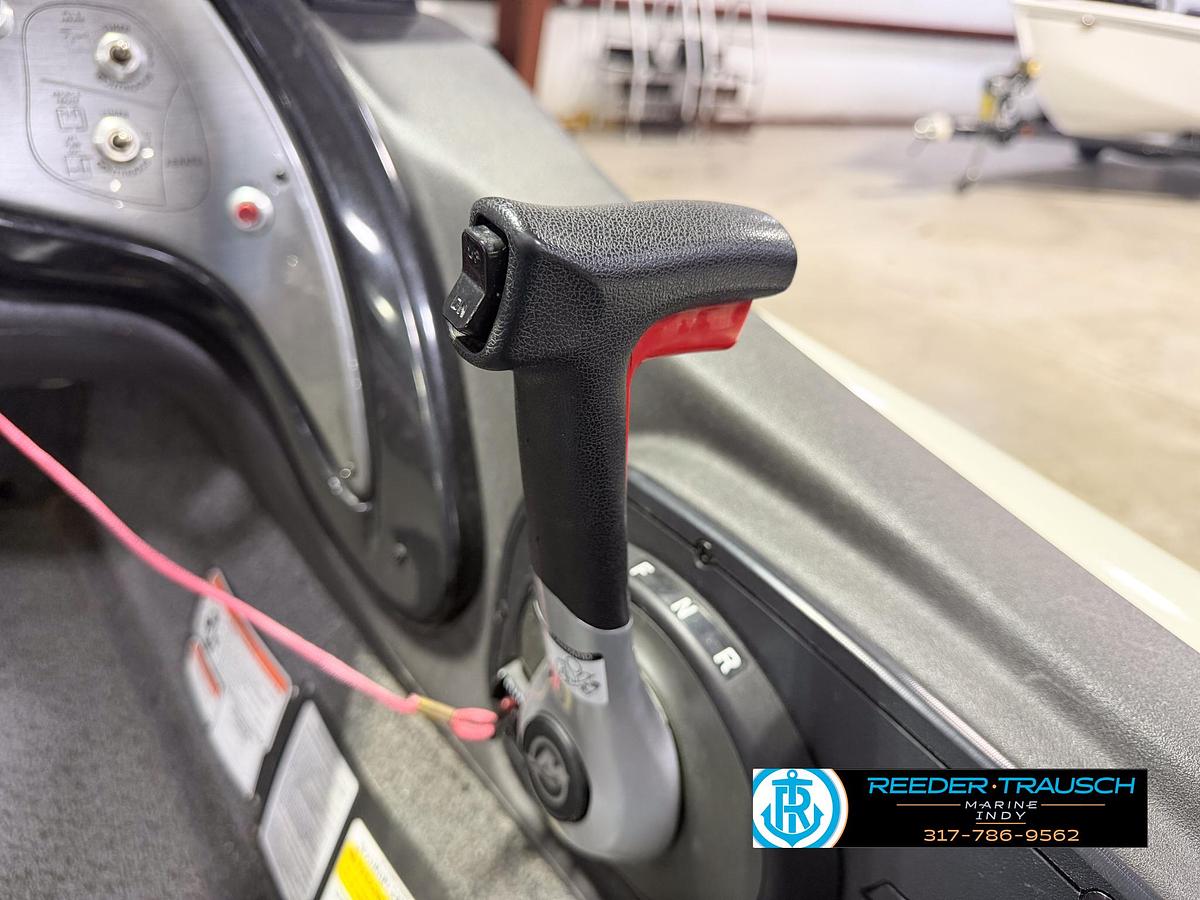 Used 2019 Tracker Pro Team 190 TX W/11