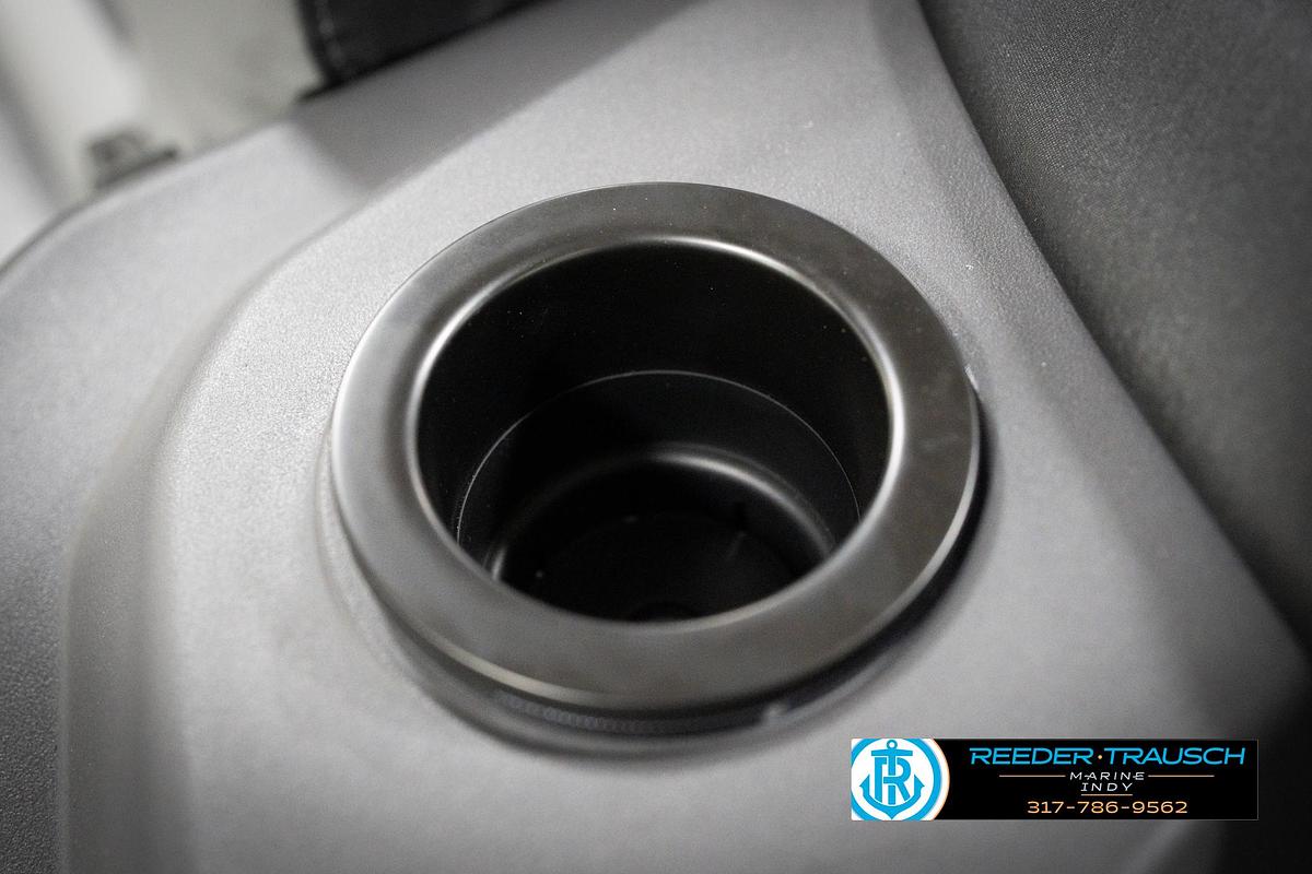 2026 Bennington 168 SLJ