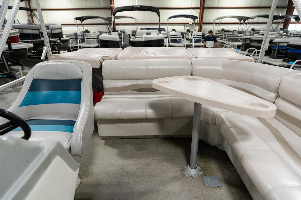Used 1994 Harris Flote Boat