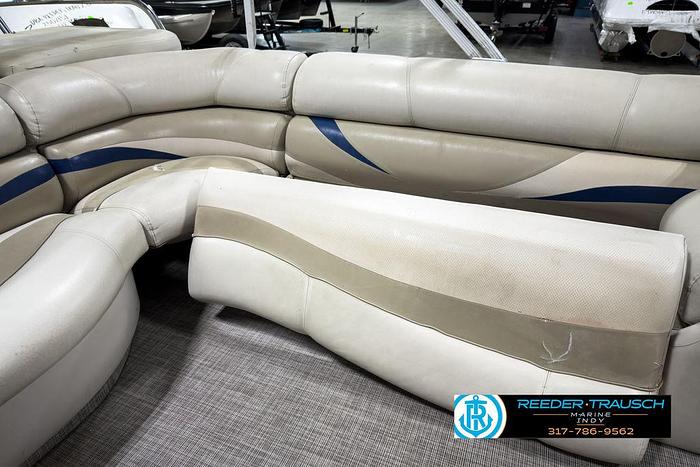 Used 2006 Crest Caribbean 2570