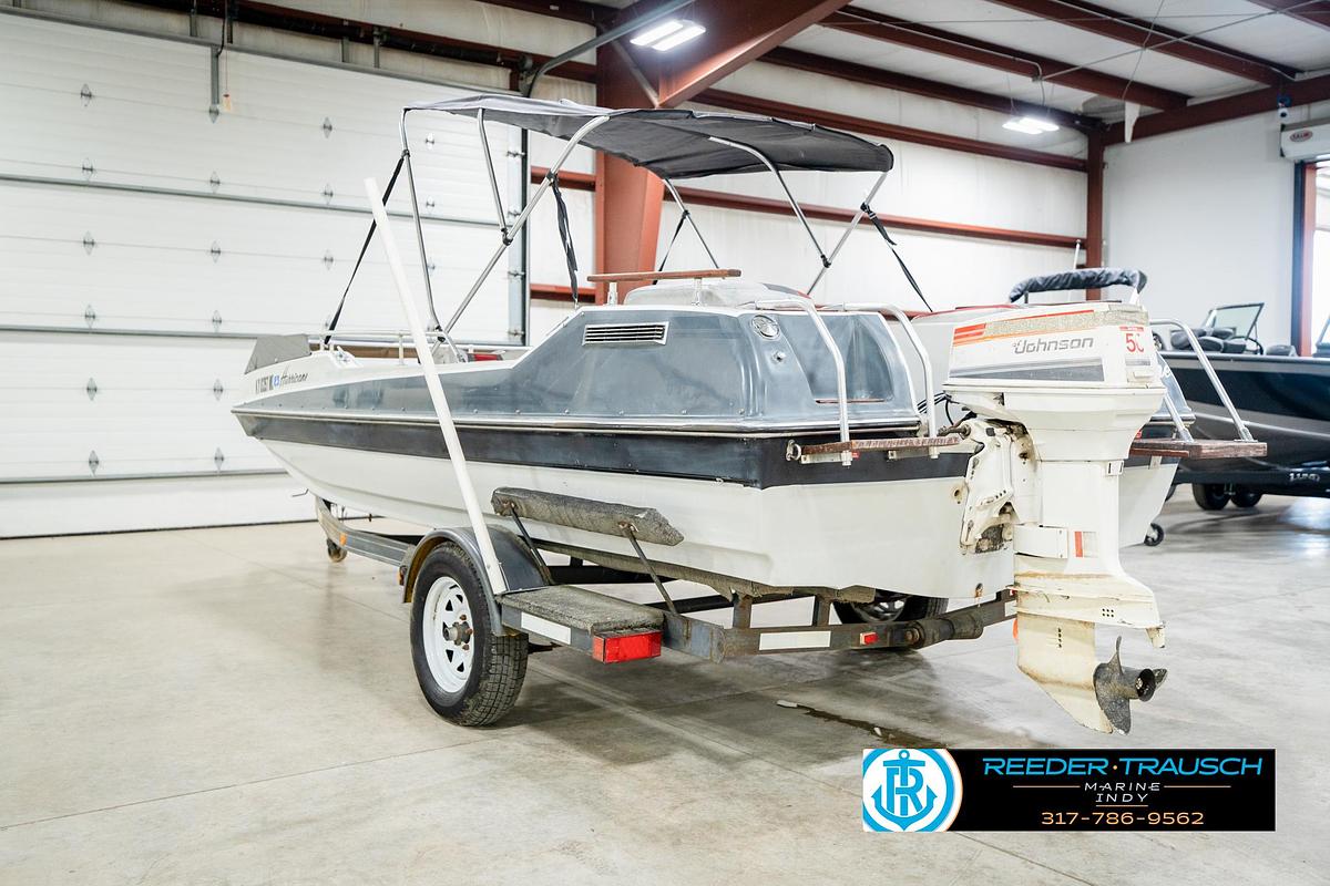 Used 1987 Hurricane 17 Deck Boat