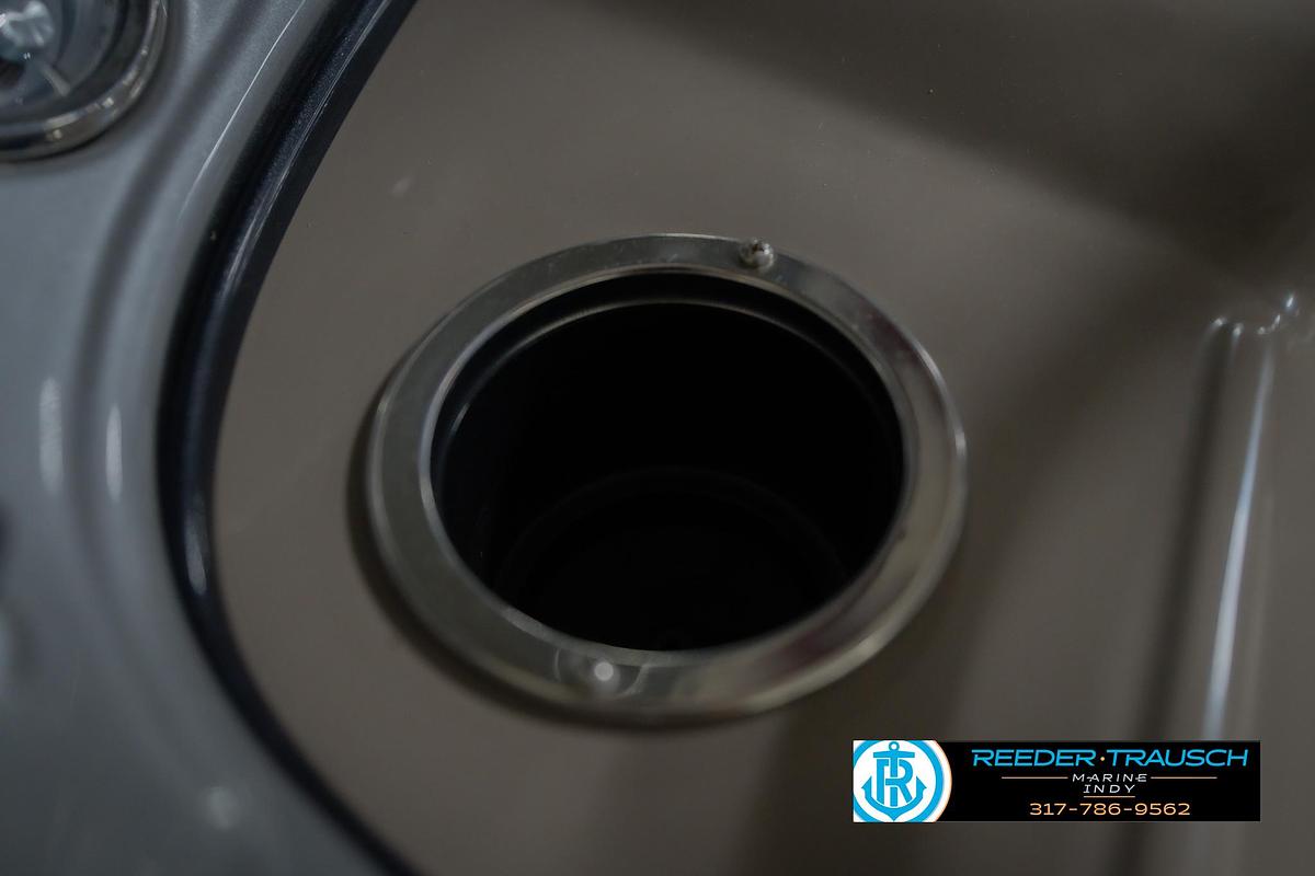 Used 2020 Sun Tracker Party Barge 24 DLX