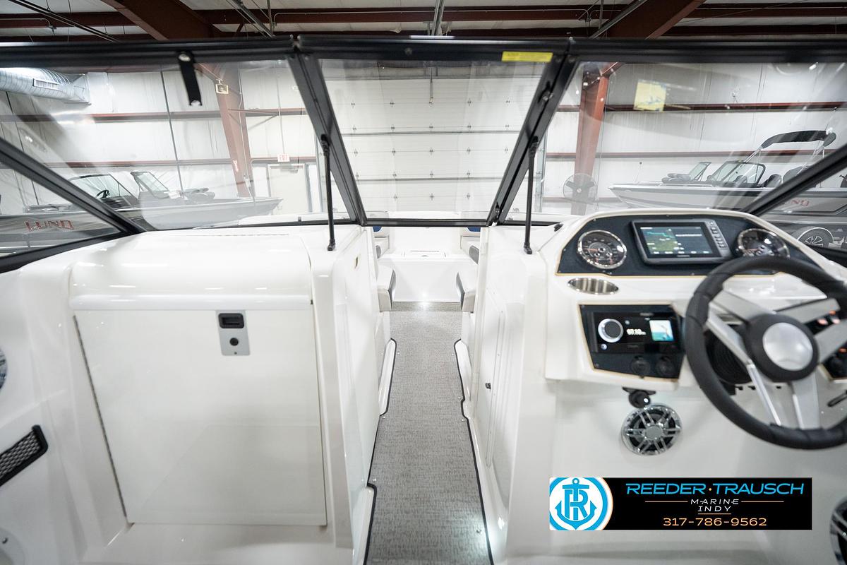 Used 2022 Hurricane 235RD