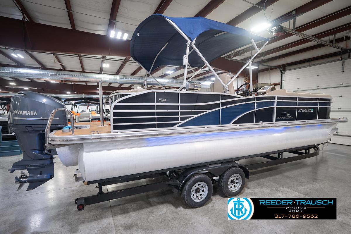 Used 2014 Bennington 2550 RCB