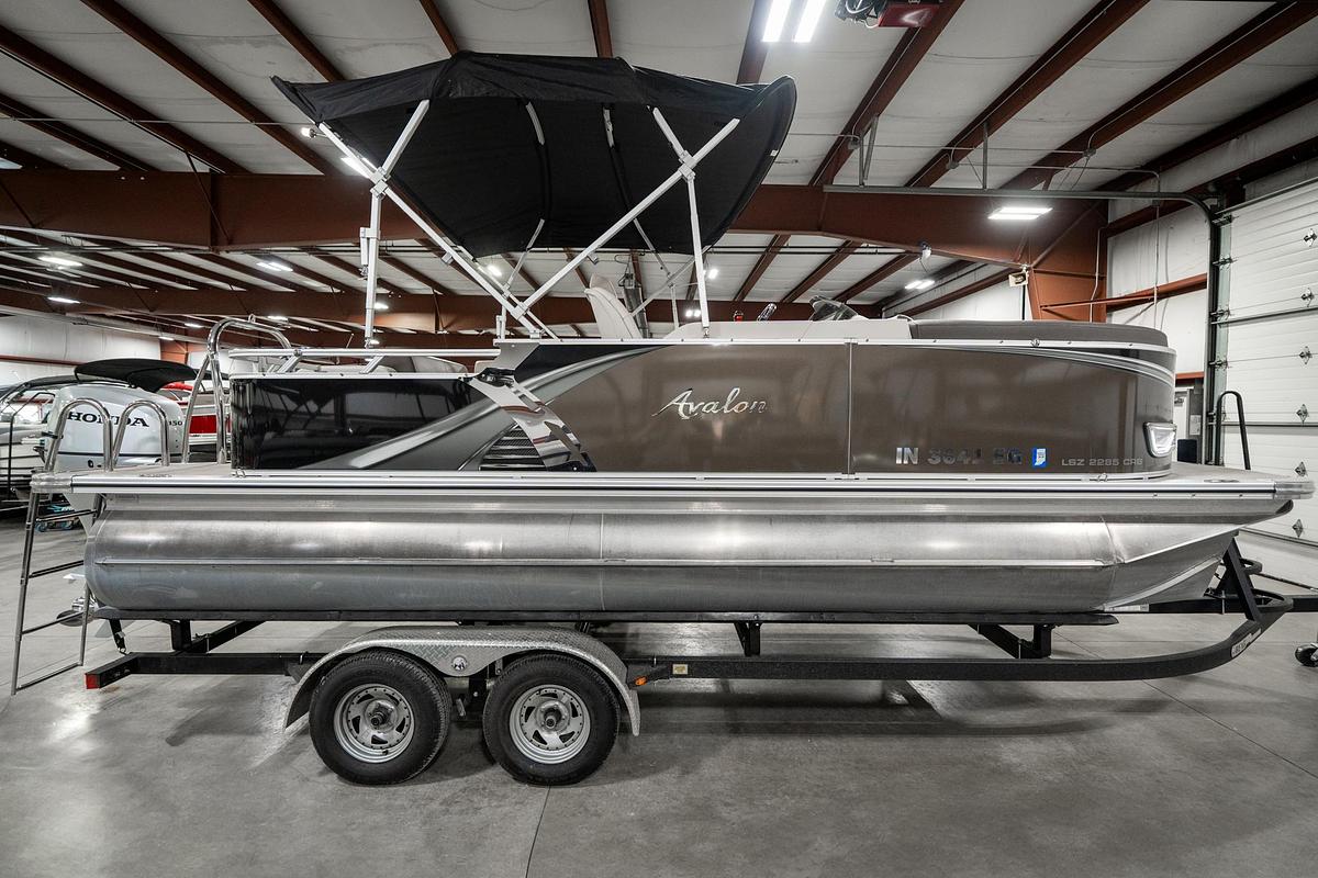 Used 2022 Avalon 2285 LSZ CRB