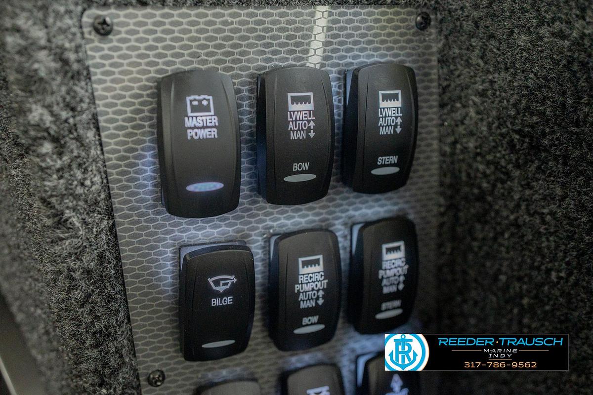 2026 Lund 1975 Pro V Sport