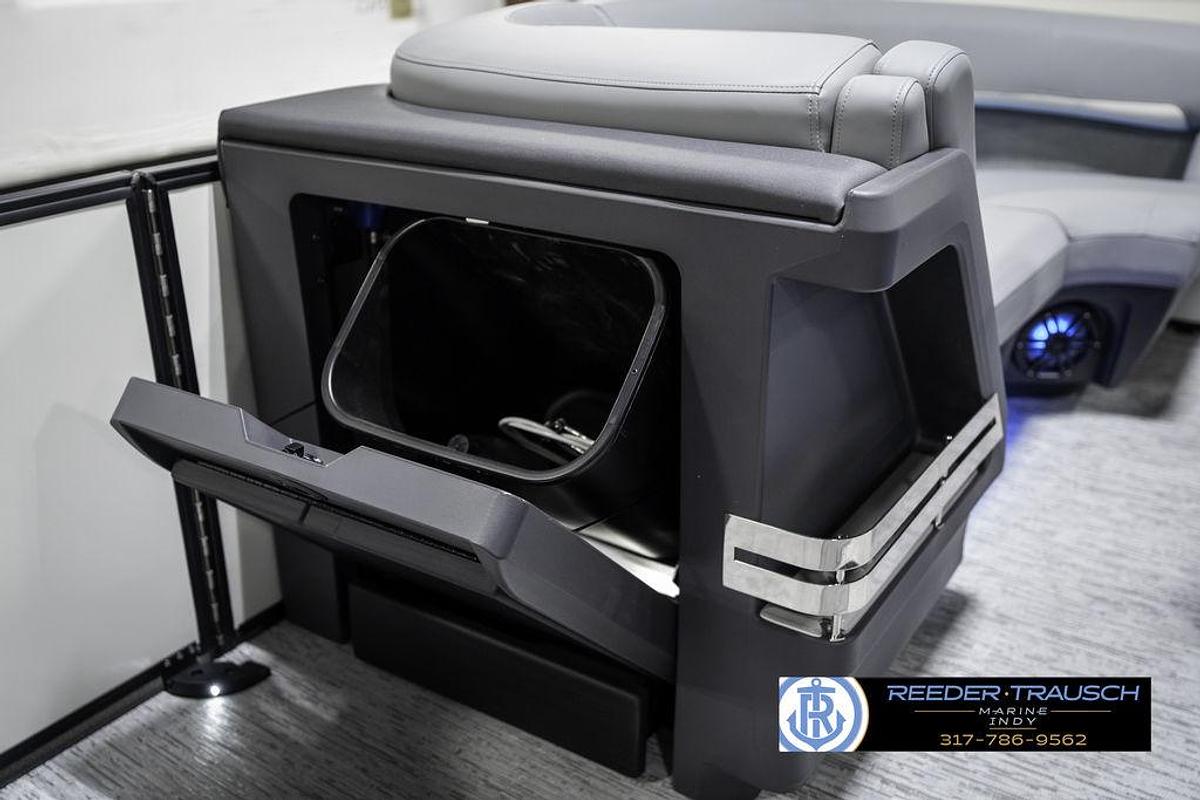 2025 Bennington 22 MFB