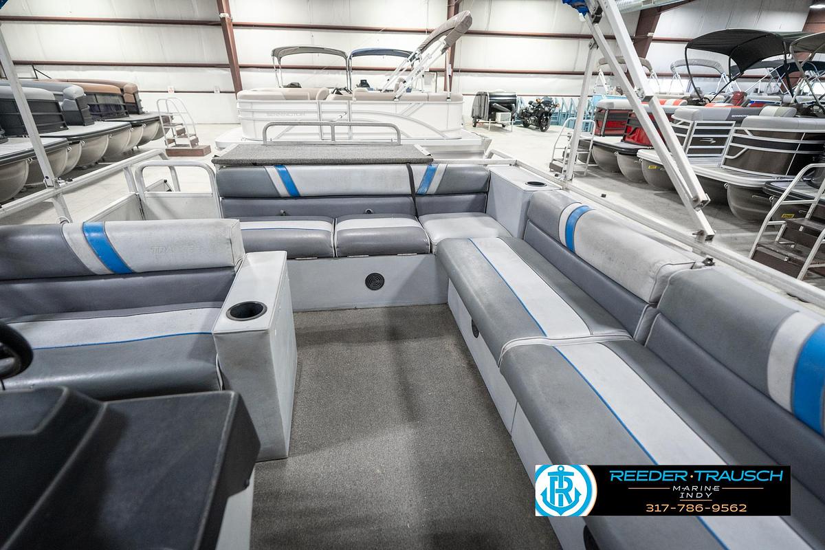 Used 1992 Sun Tracker Party Barge 24