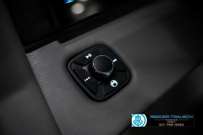 2025 Bennington 23 RSBWA