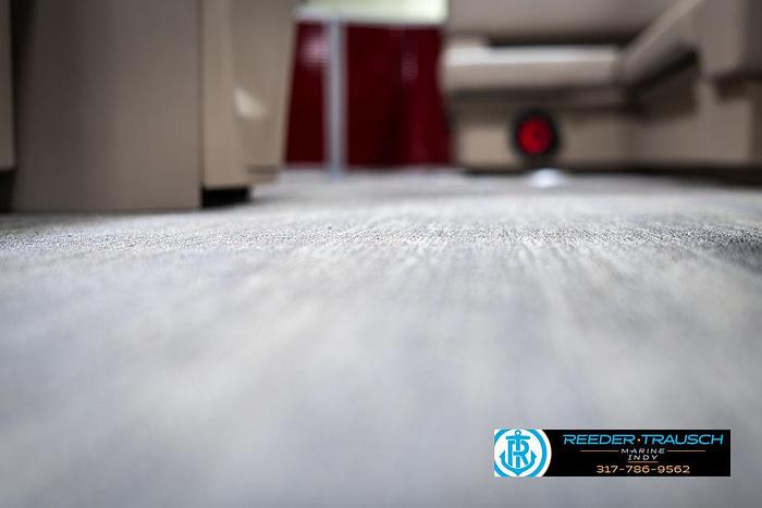 2025 Bennington 21 SLS