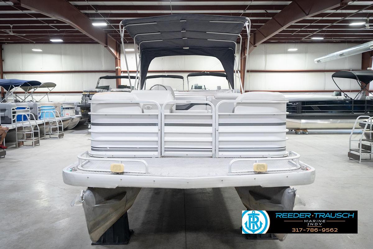 Used 1991 Godfrey Sanpan SP 2200