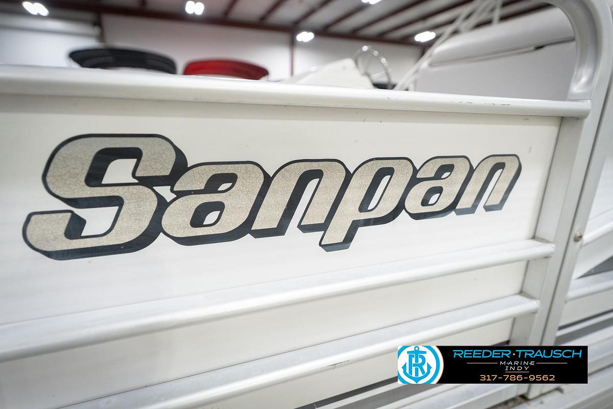 Used 1991 Godfrey Sanpan SP 2200