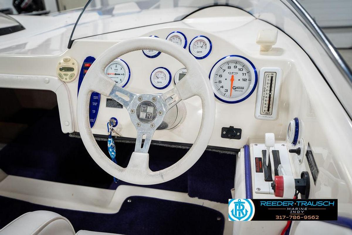 Used 2001 Eliminator 26 Daytona