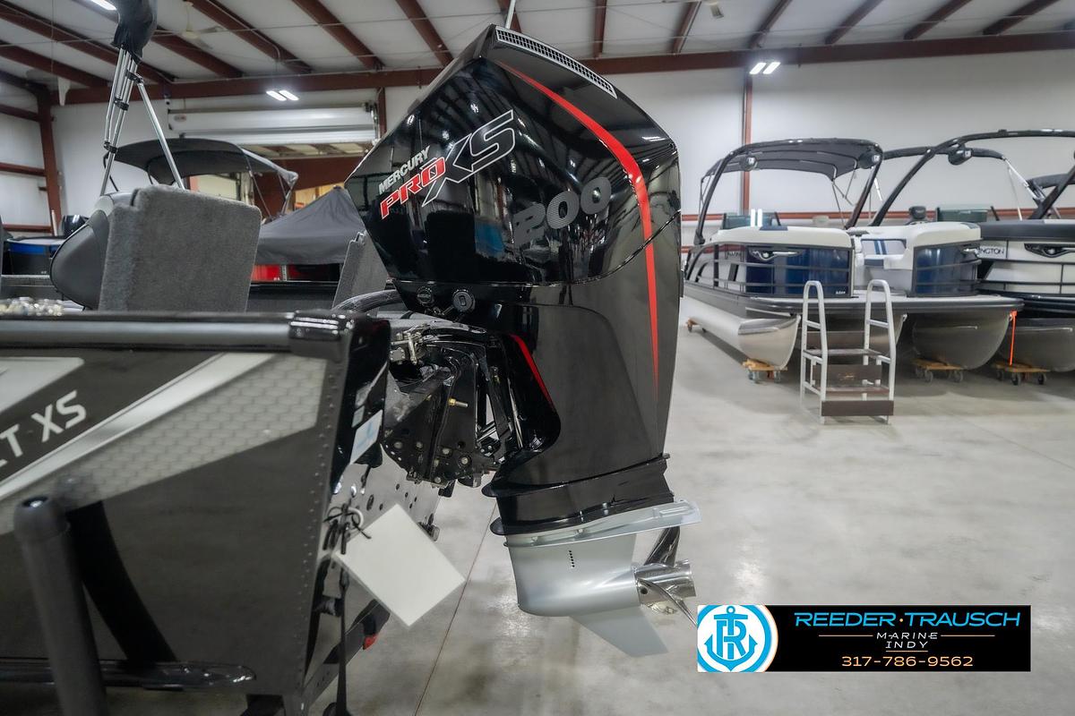 2026 Lund 2075 Impact XS