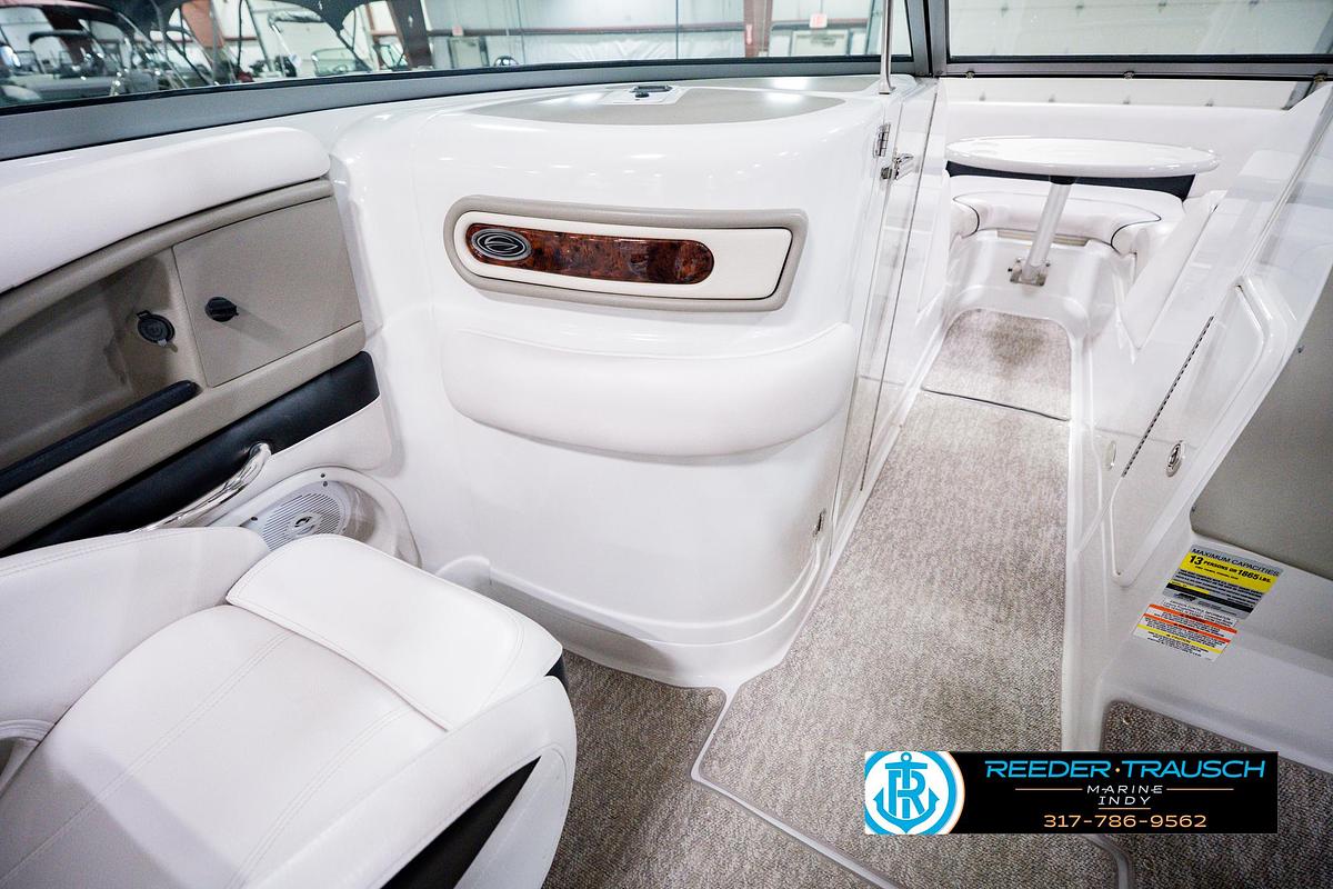 Used 2012 Crownline E4