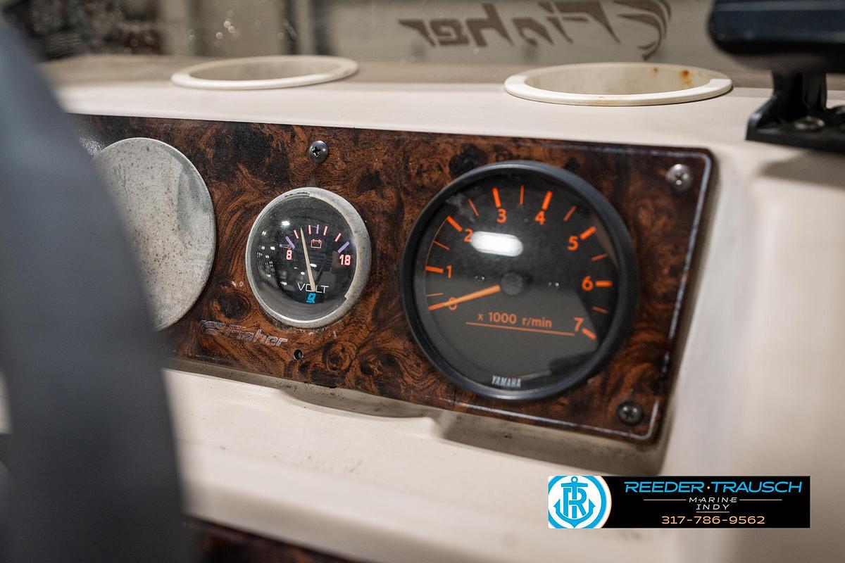 Used 1998 Fisher Freedom 200 Fish