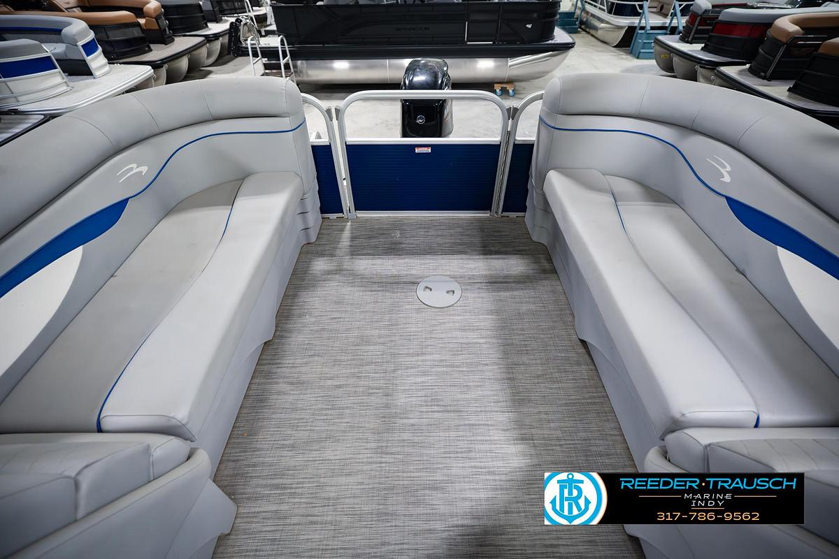 Used 2021 Bennington 22 SVSR