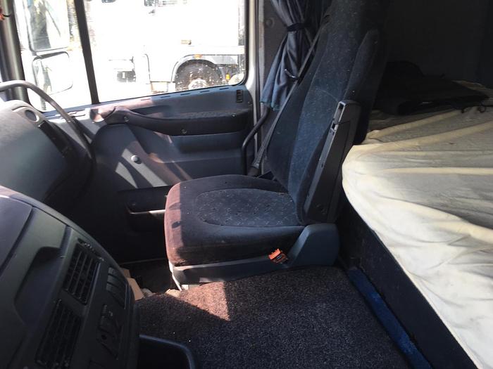 Used 2001 DAF 95 xf 380 euro 3 manual