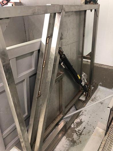 Used Hydraulic Tote Dumper