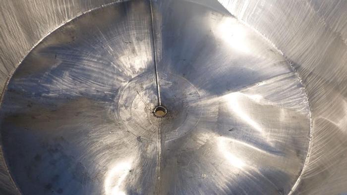 Used Tank, 690 Gallon, 316 Stainless Steel, 70" x 39", Jacketed, OT/CB #S743438