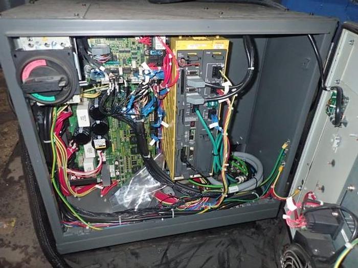 Used FANUC M41OiB/700 WITH R30iB CONTROL, CABLES & TEACH PENDANT