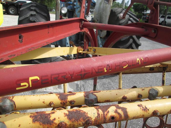Used New Holland 258 Hay Rake