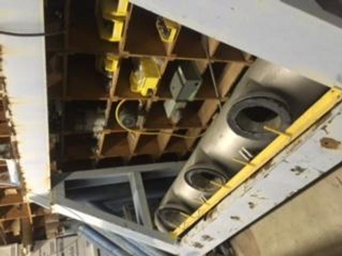 Used GEAR BOX MOTORS AND THREE INCLINED SCREW THICKENERS