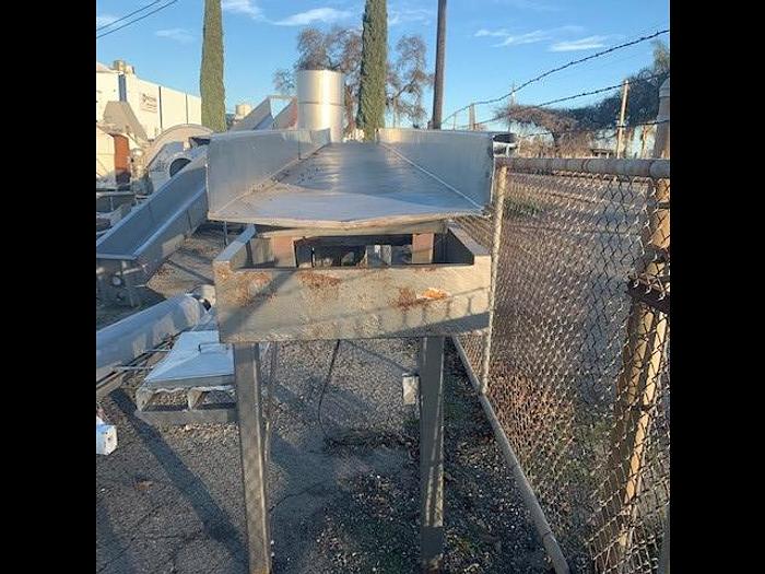 Used Allen 18'' Wide x 15' Long Vibratory Shaker/Conveyor