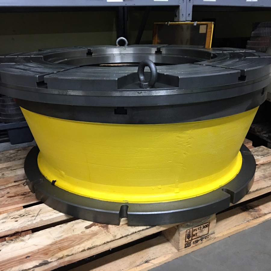 Used Table and top table - Diameter 1000 mm