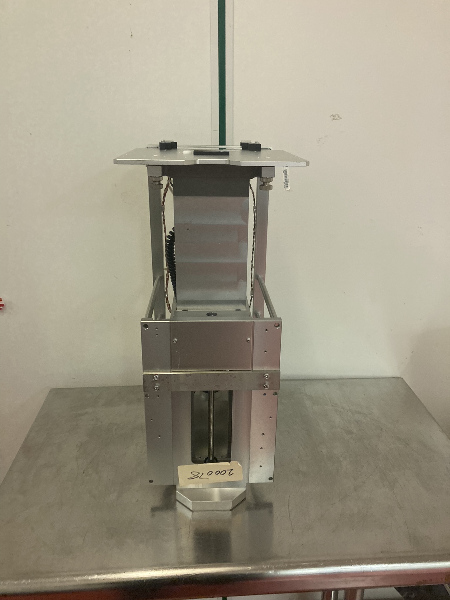 Used RL Robot Z drive motor UGQMEM-02MAKOE UTOPI-020SE