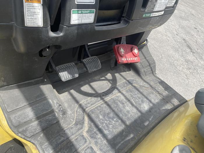 Used 12,000 POUND HYSTER S120FTPRS WITH CASCADE ROLL CLAMP