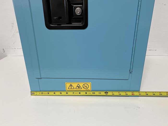 Used JustRite 890402 4 Gallon Blue Acid Cabinet 17"x 22"x 17" Manual Close