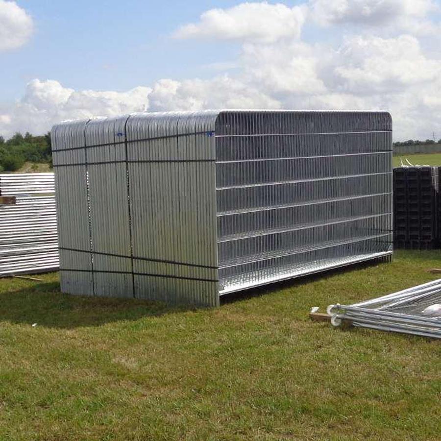 Used TEMPRARY FENCING